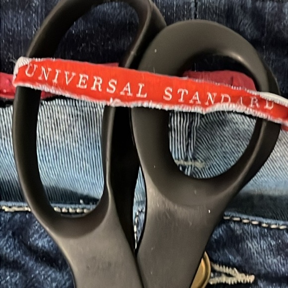 Universal Standard High Rise Dark Wash Jeans - Picture 9 of 15